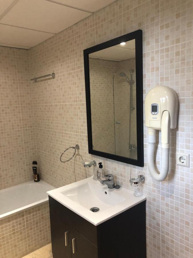 Fantastico Apartamento Con Vistas Al Mar Zona Club La Costa Castillo פואנגירולה מראה חיצוני תמונה